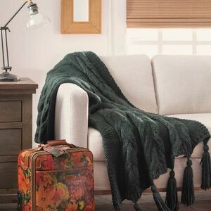 Patricia Nash Green Cable Knit Throw Blanket